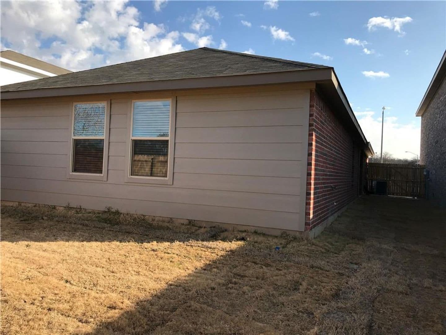 Fort Worth House: 769 River Hill Ln