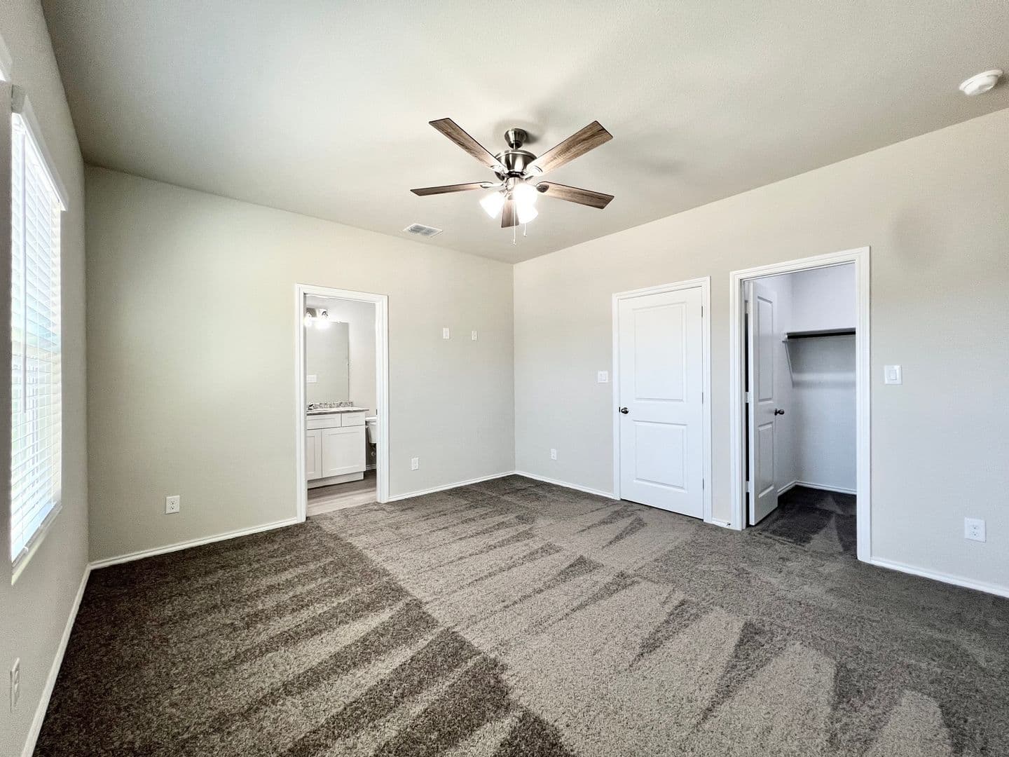 Burleson House: 3501 E Renfro #422