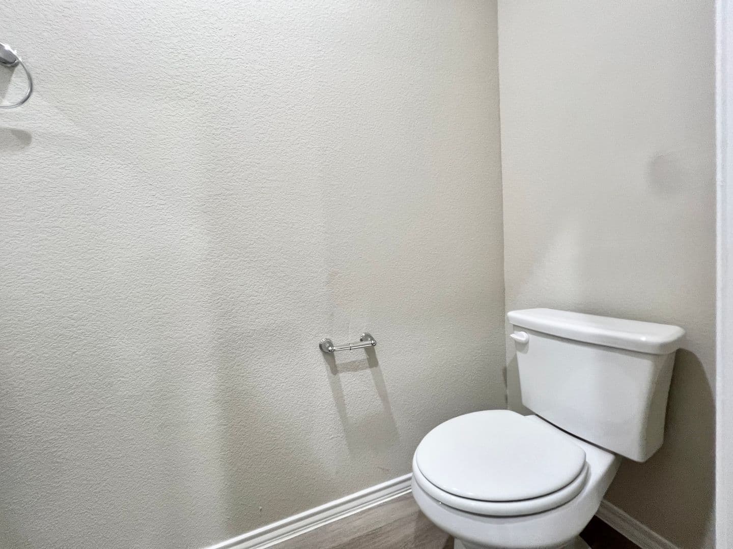 Burleson House: 3501 E Renfro #202