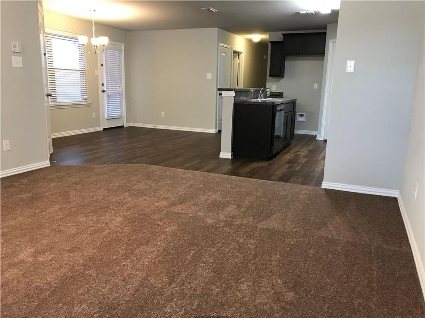 Fort Worth House: 769 River Hill Ln