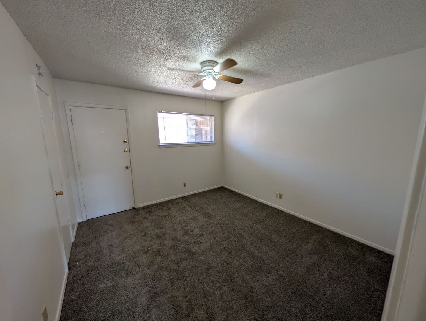 SAN ANTONIO Apartment: 3253 HILLCREST DR