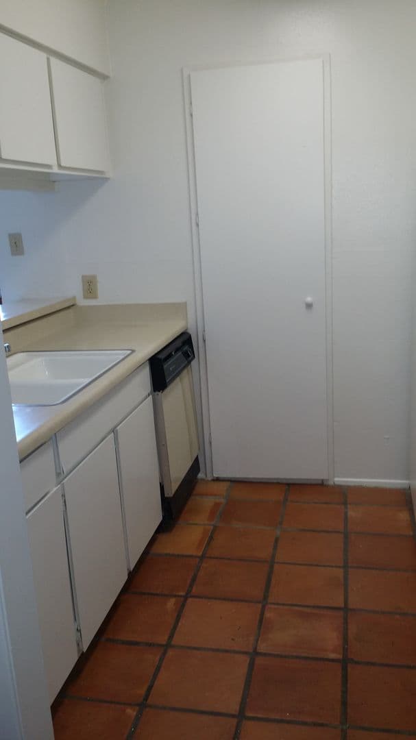 SAN ANTONIO Apartment: 7811 CHAMBERS RD