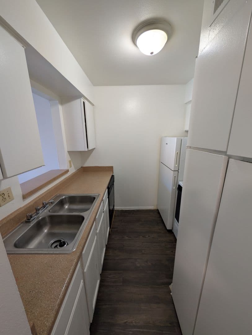 SAN ANTONIO Apartment: 3253 HILLCREST DR