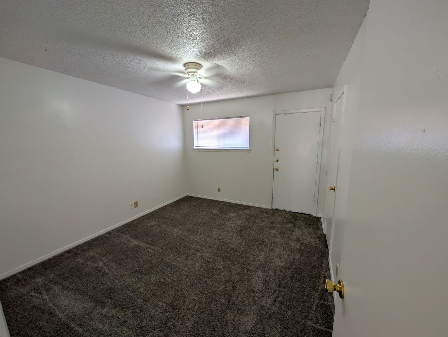 SAN ANTONIO Apartment: 3253 HILLCREST DR