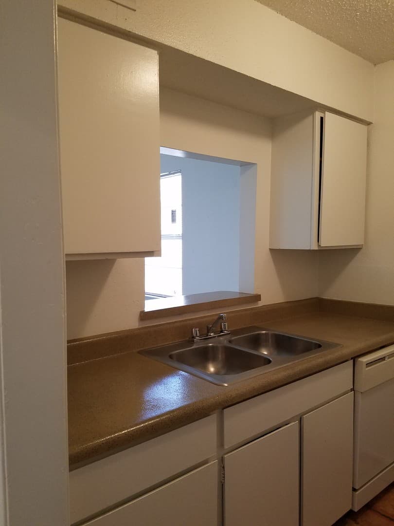 SAN ANTONIO Apartment: 7811 CHAMBERS RD