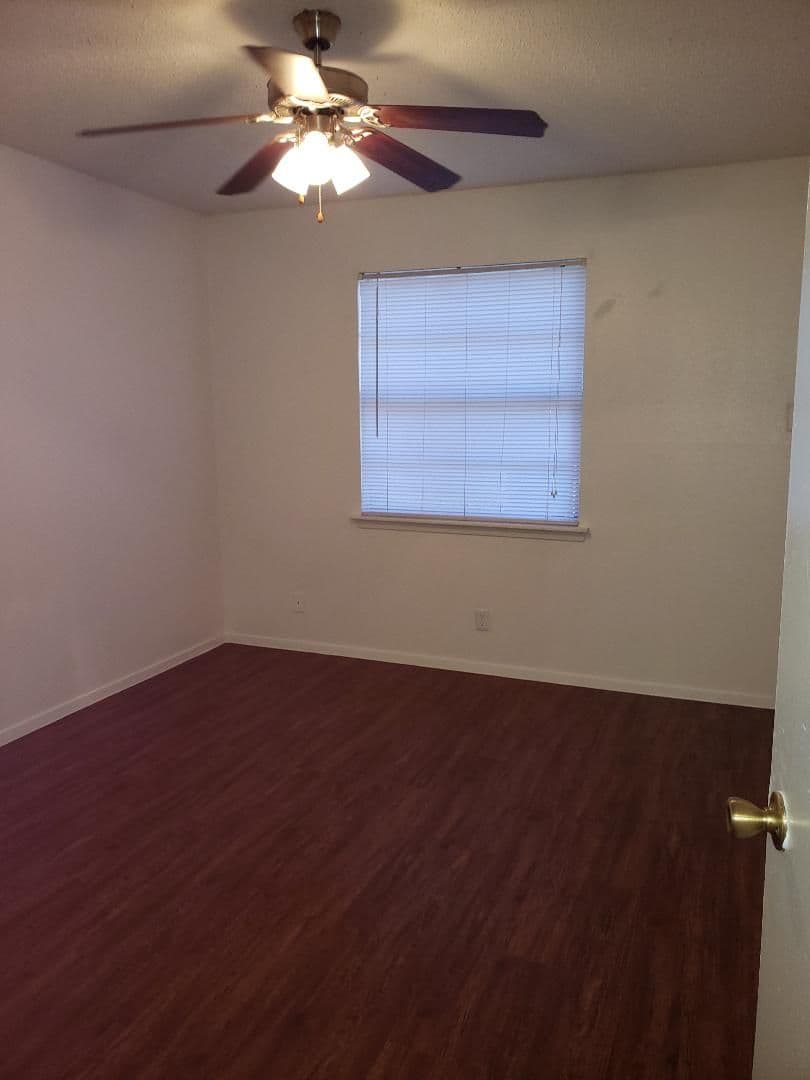 SAN ANTONIO Apartment: 7811 CHAMBERS RD