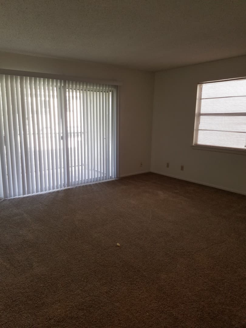 SAN ANTONIO Apartment: 7811 CHAMBERS RD