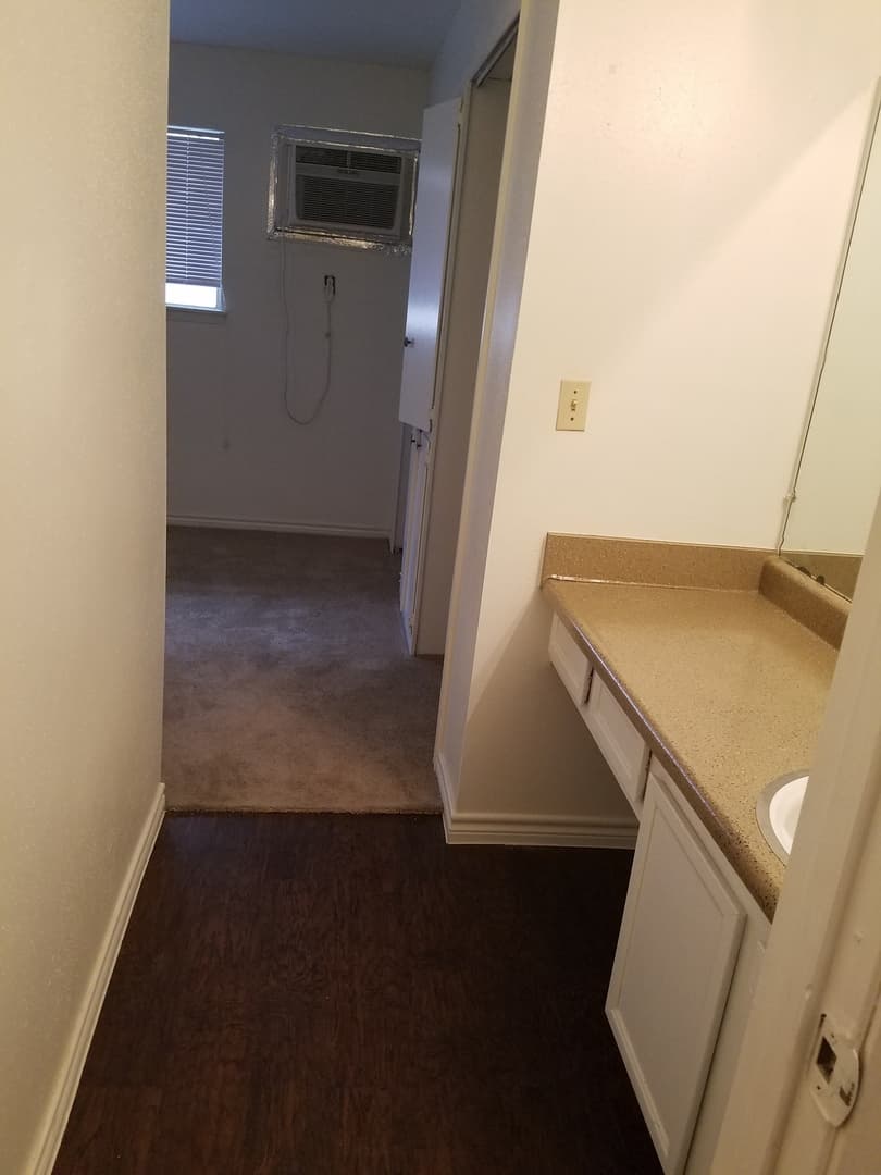 SAN ANTONIO Apartment: 7811 CHAMBERS RD