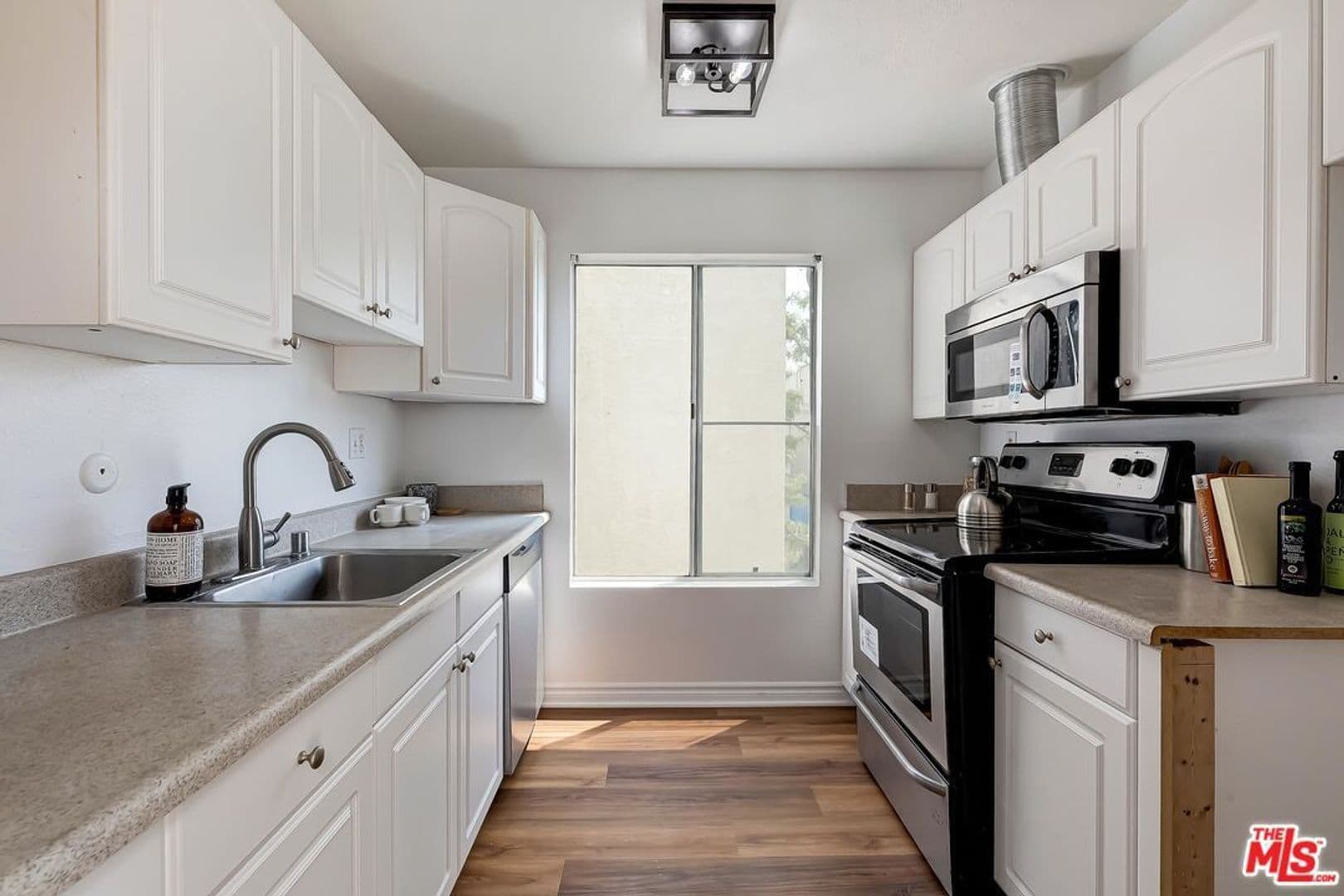 Culver City Condo: 6306 Summertime Lane