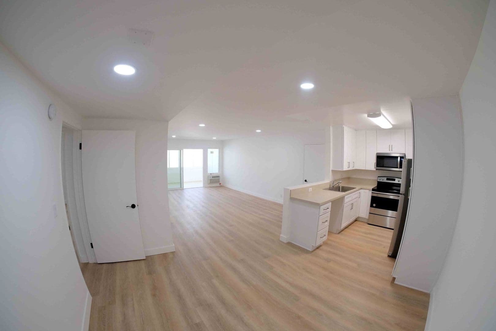Los Angeles Apartment: 1200 S Wooster St