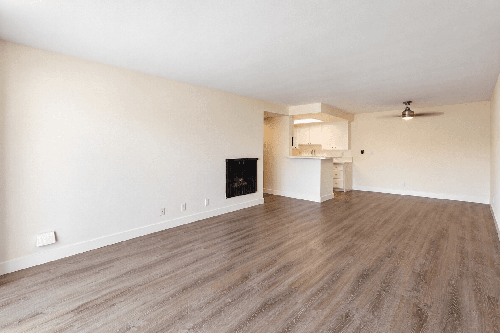 Santa Monica Apartment: 915 3rd Street