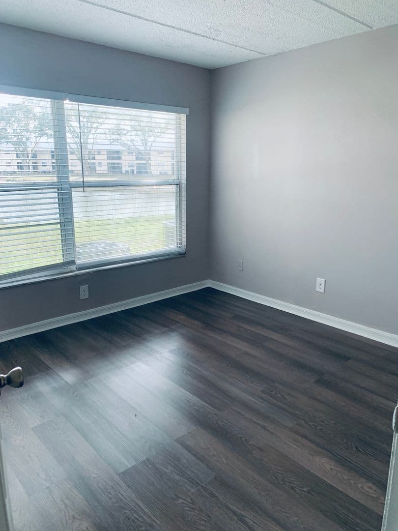 Port Richey Apartment: 8540 Robilina Rd