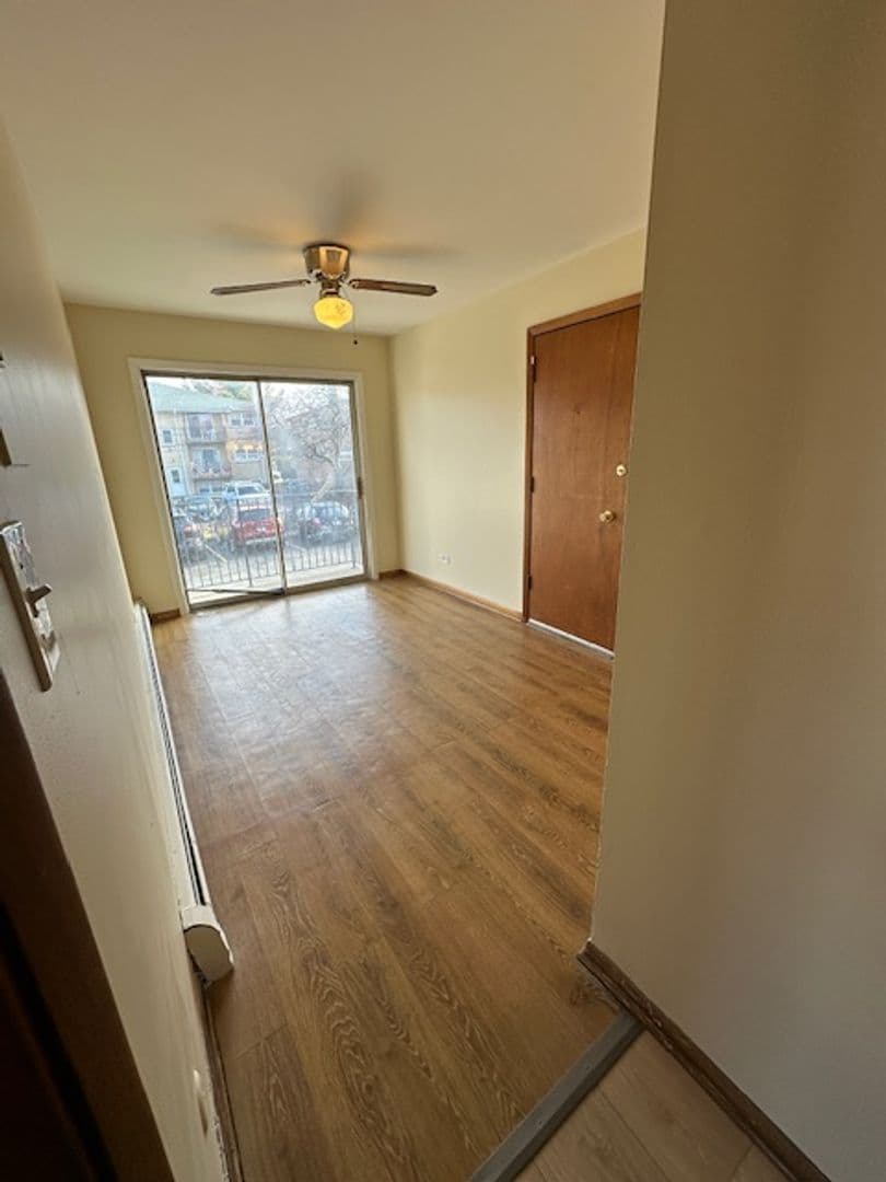 Brookfield Apartment: 4509 Forest Avenue