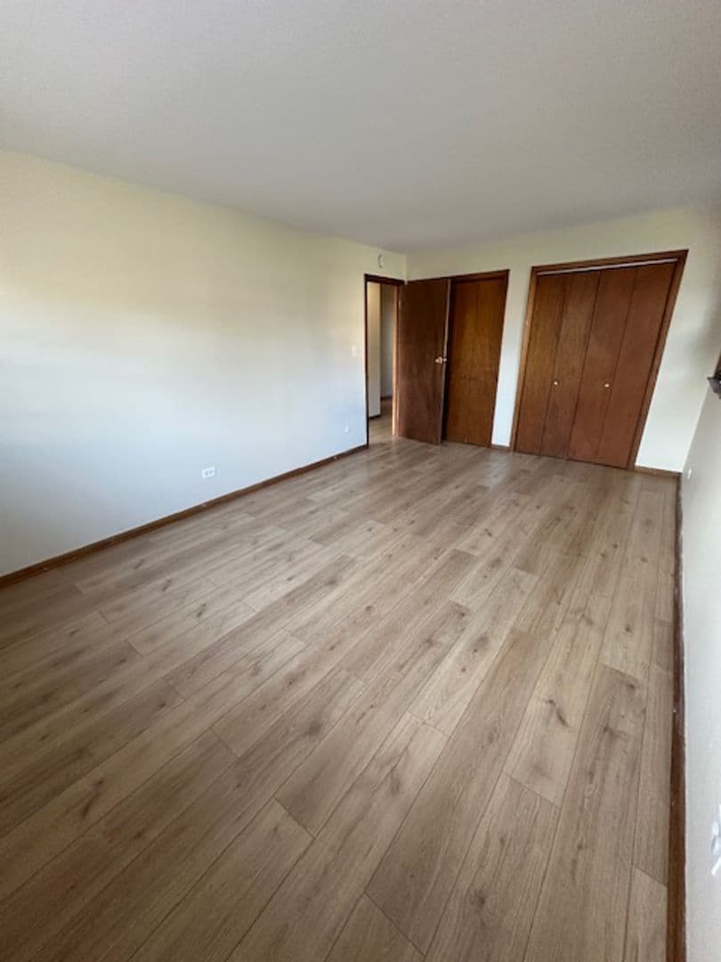 Brookfield Apartment: 4509 Forest Avenue