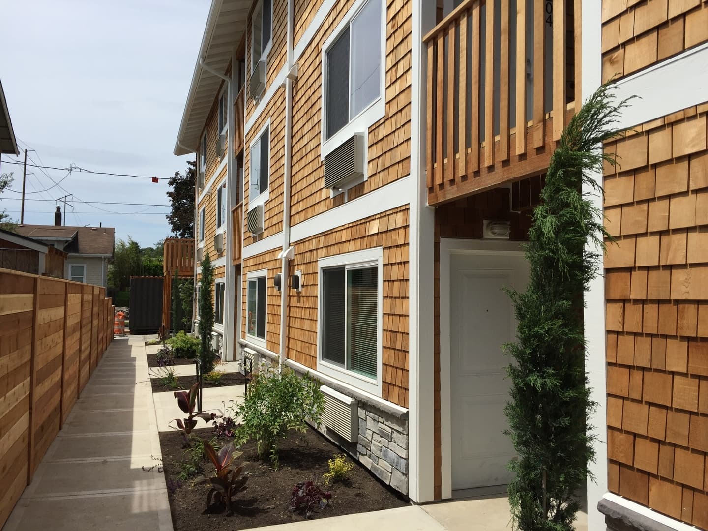 Portland Apartment: 5624 SE 22nd Avenue
