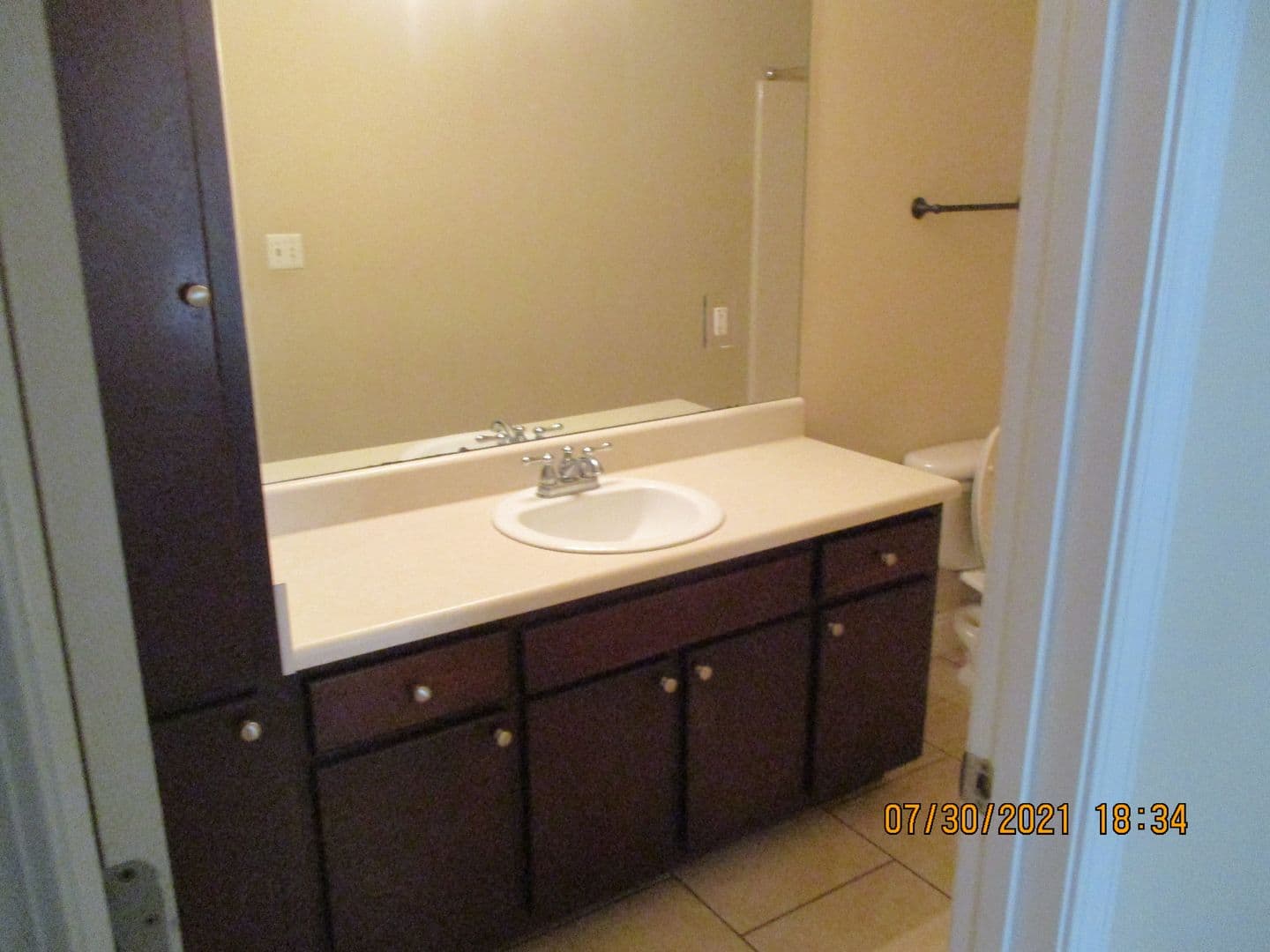 Leesburg House: 117 Laurelwood Ct.