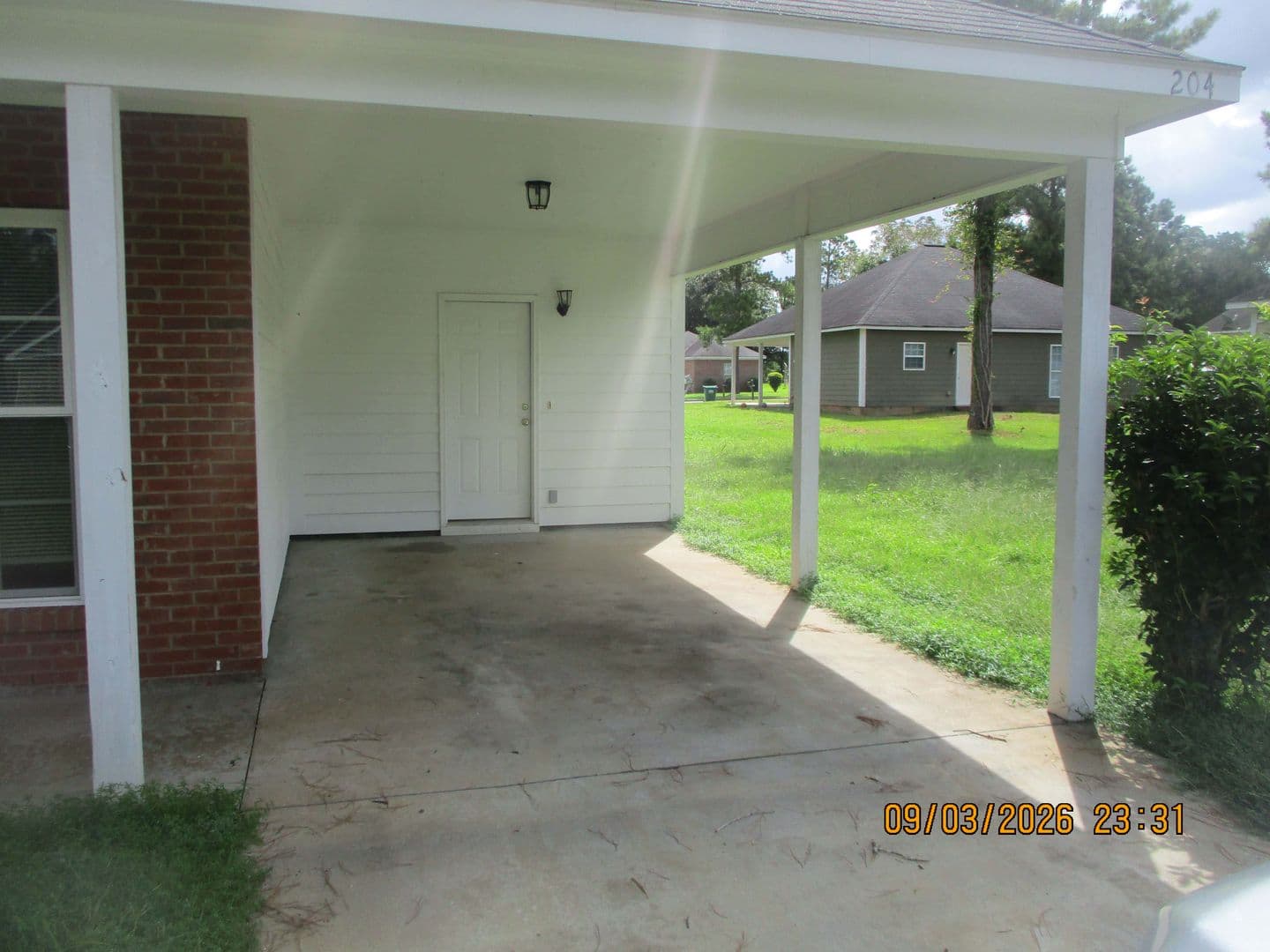 Albany House: 204 Cloud Ln.