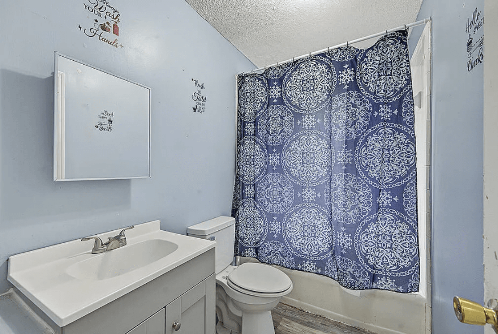 Albany House: 508 Mitchell Avenue