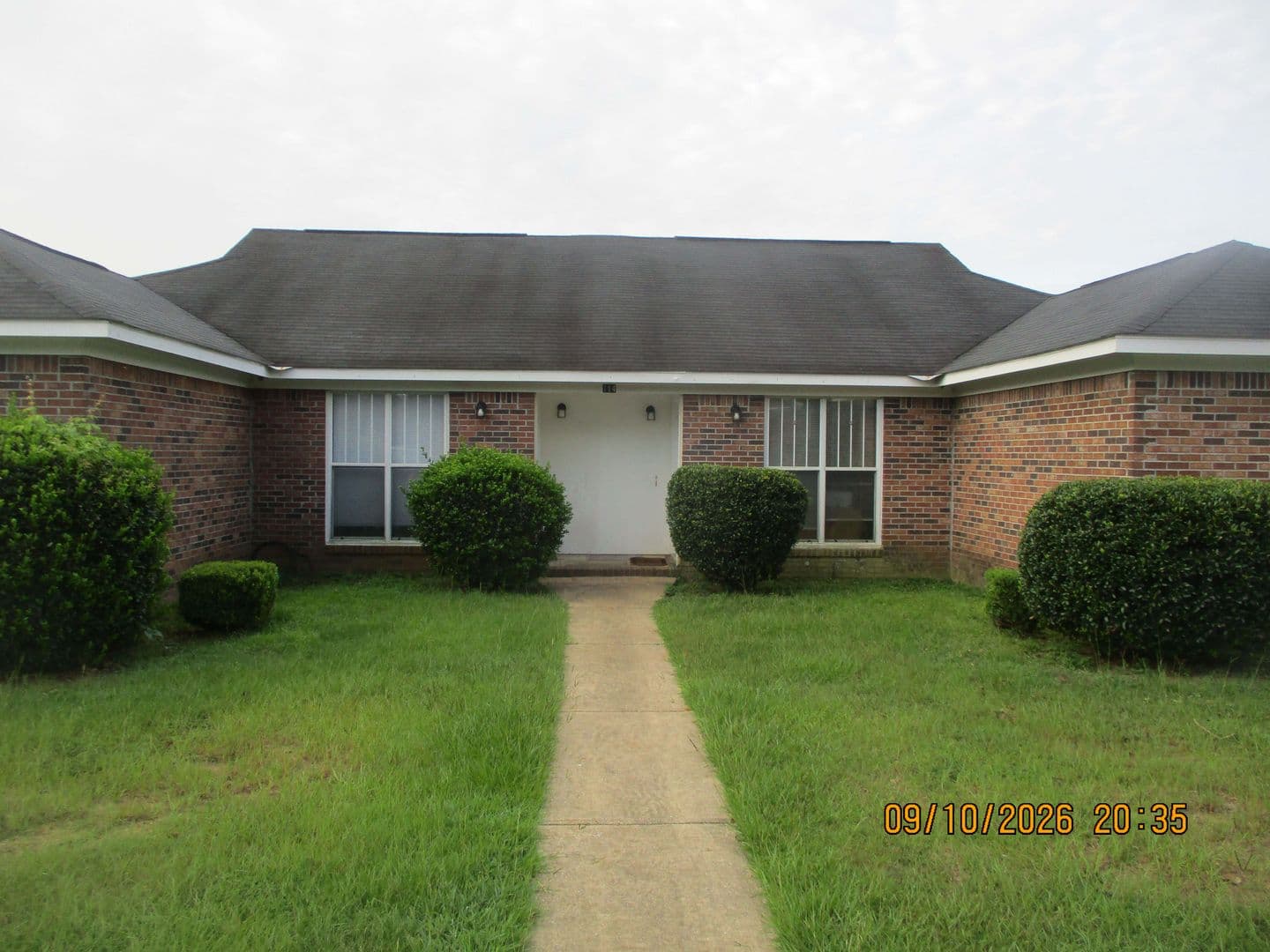 Leesburg House: 114-A Augusta Ct