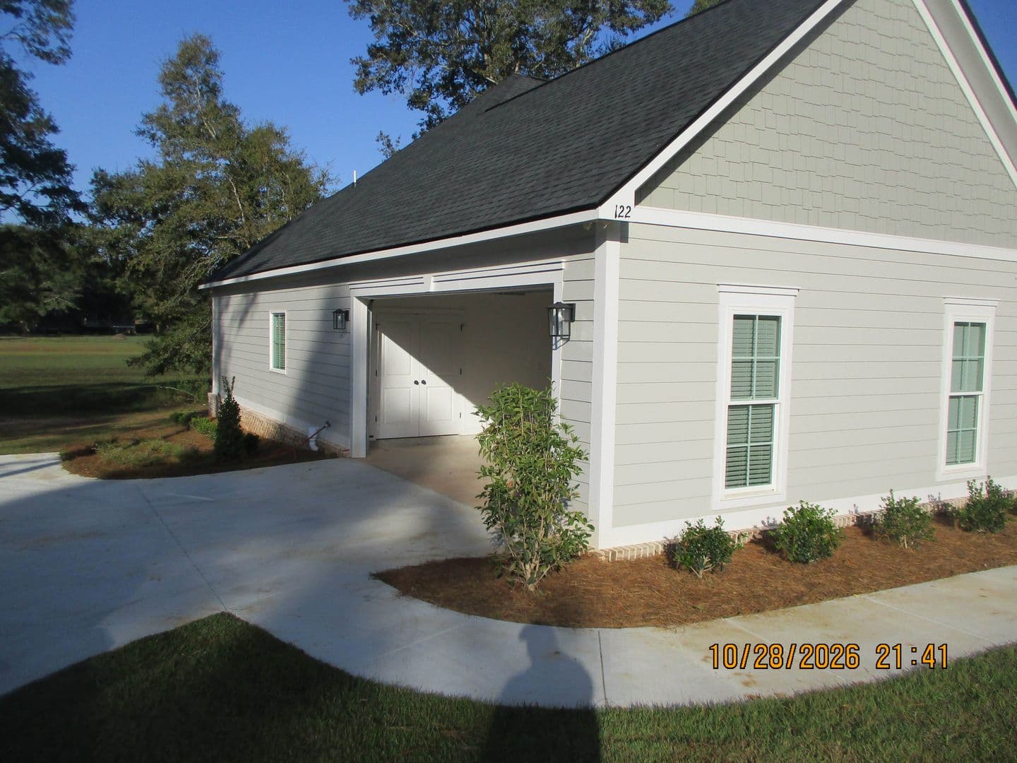 Leesburg House: 122 tybee Lane