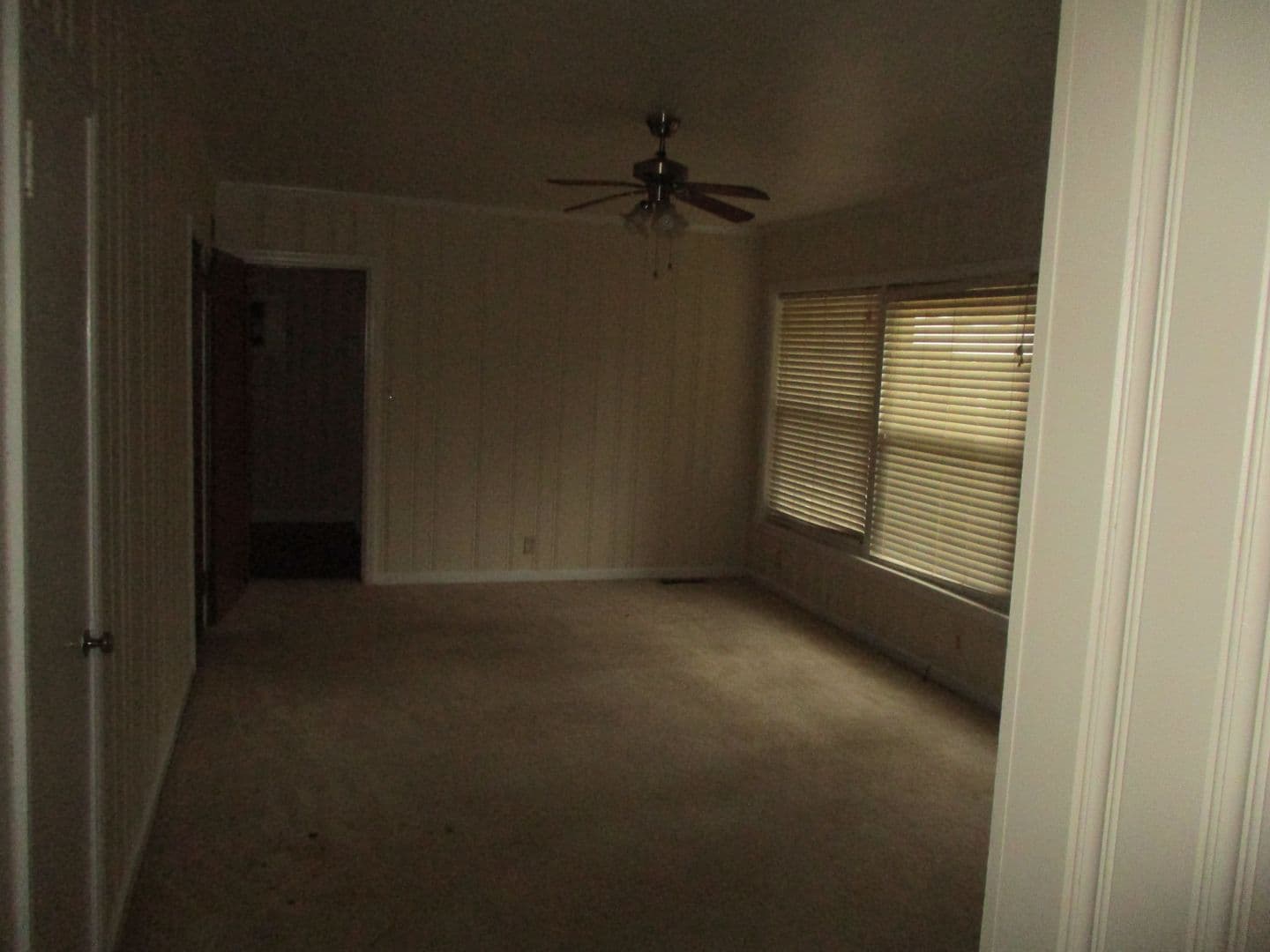 Albany House: 1020 Edgewater Dr.