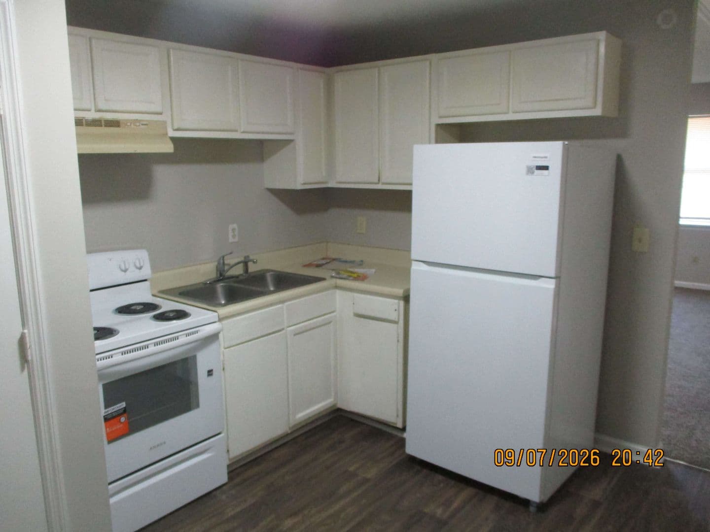 Albany House: 611 Swift Street #19