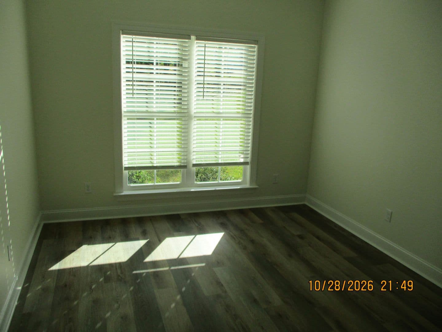Leesburg House: 122 tybee Lane