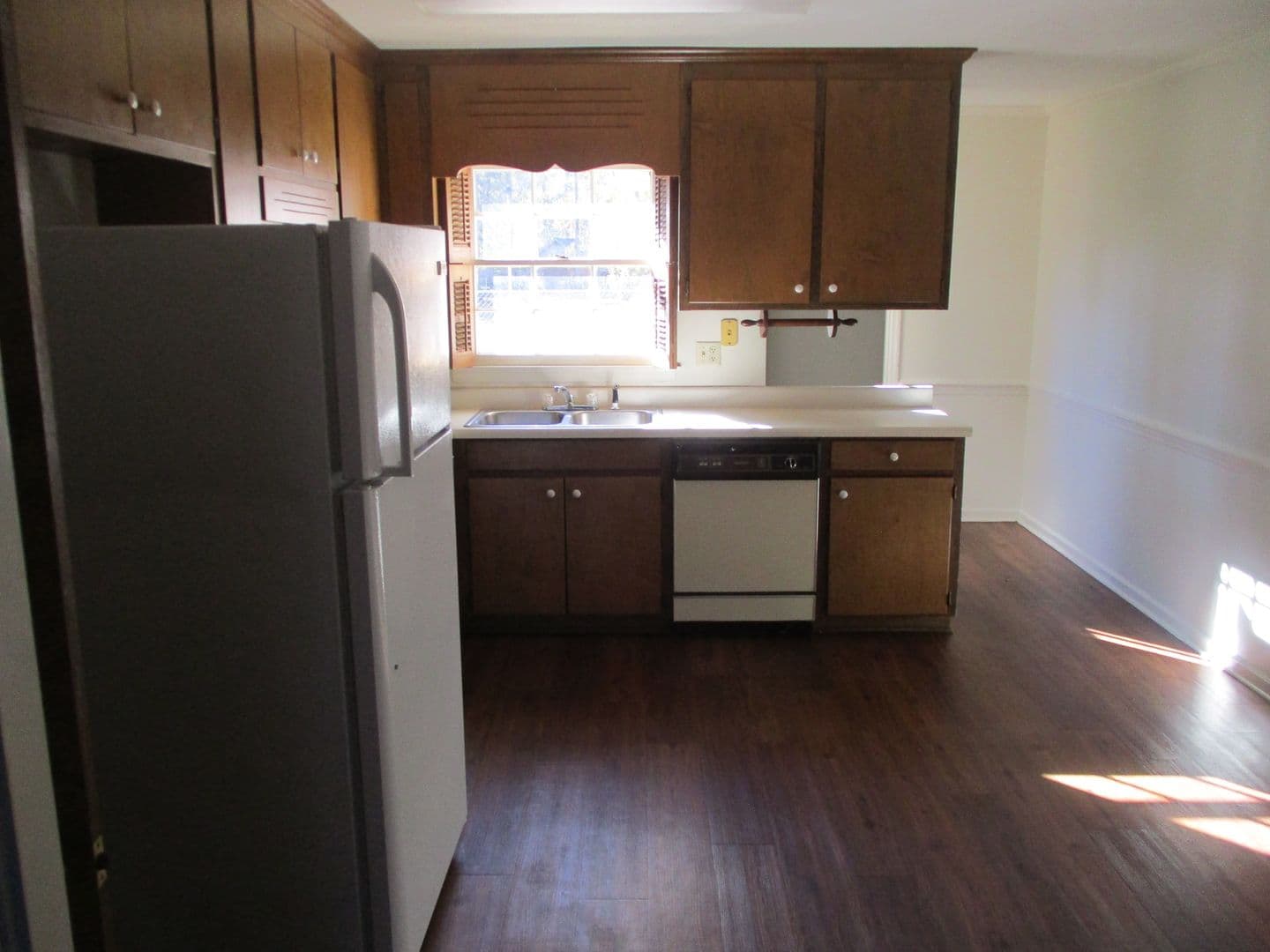 Albany House: 2311 A Jim Stokes Ct