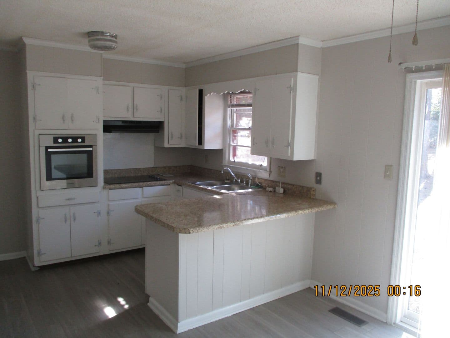 Albany House: 1022 Randolph Street