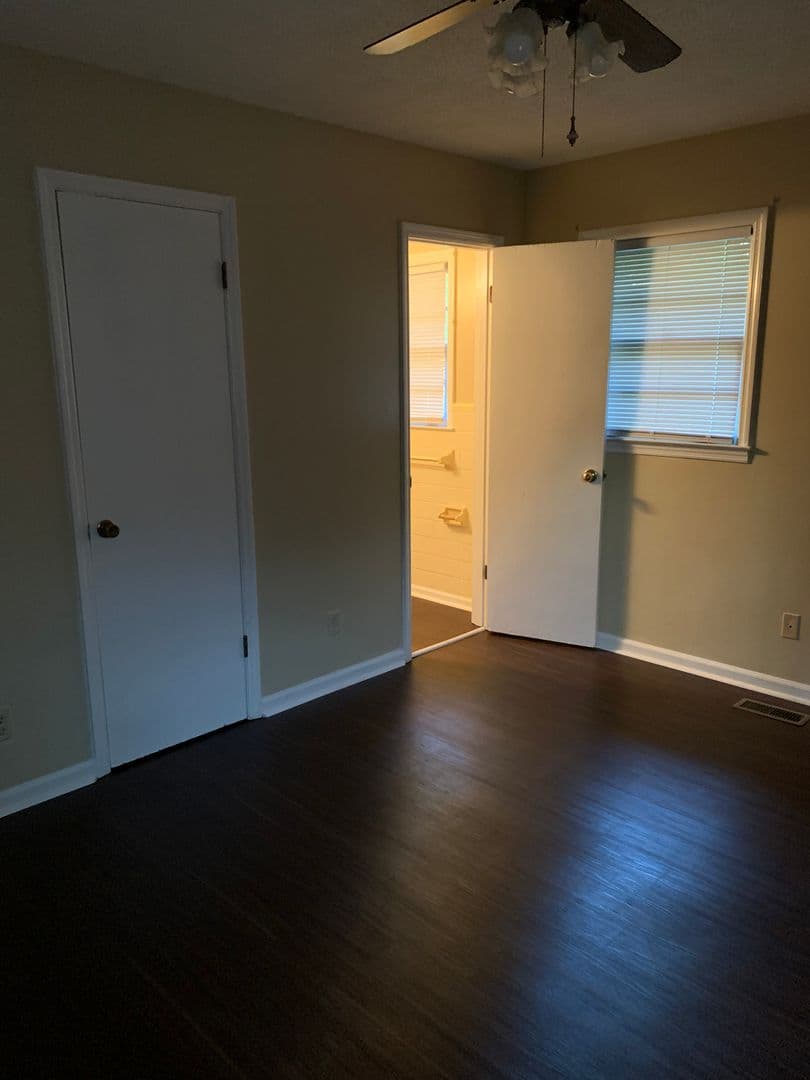 Albany House: 2426 Whispering Pines Cr