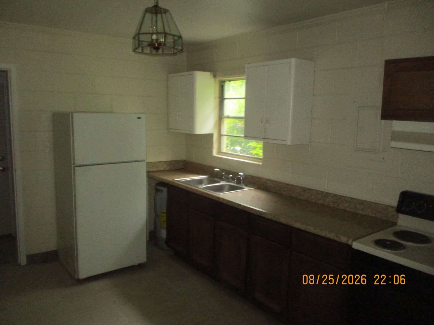 Albany House: 806 Dorsett Ave.