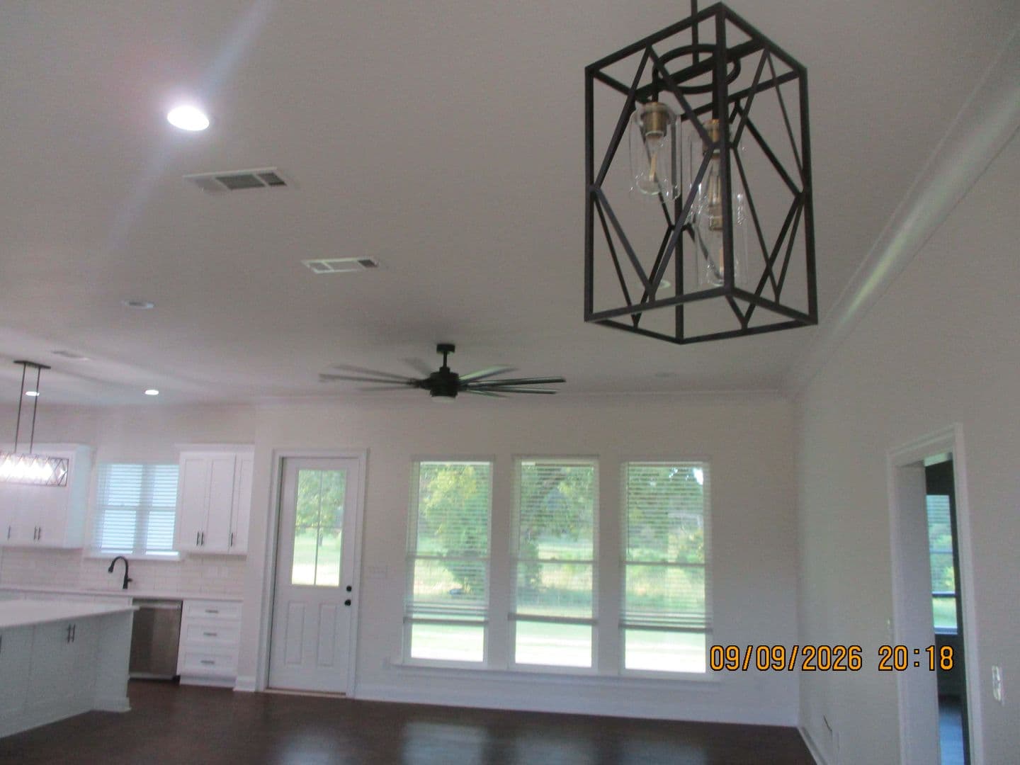 Leesburg House: 172 Belmont Drive