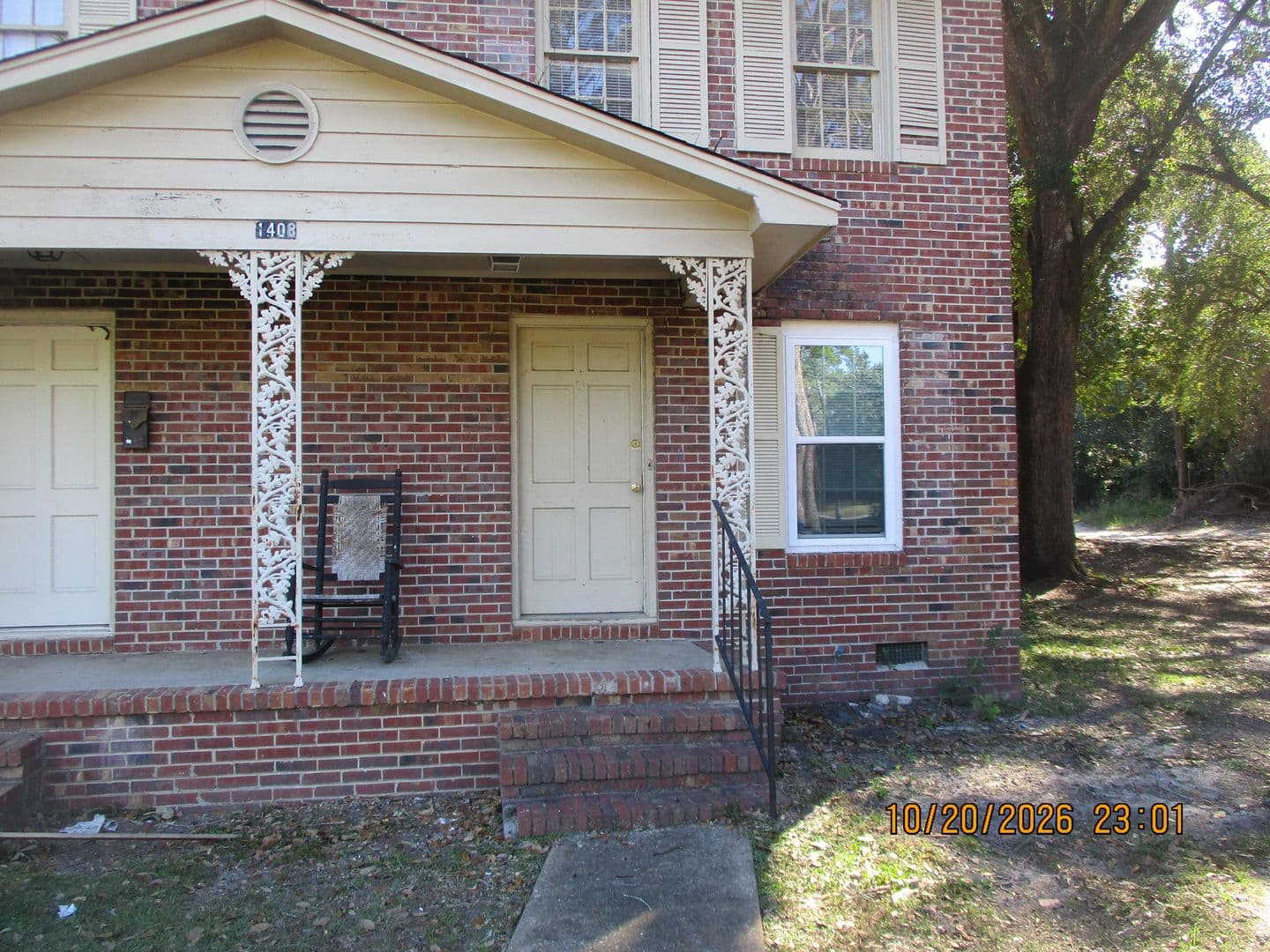 Albany House: 1408-A N. Davis St.