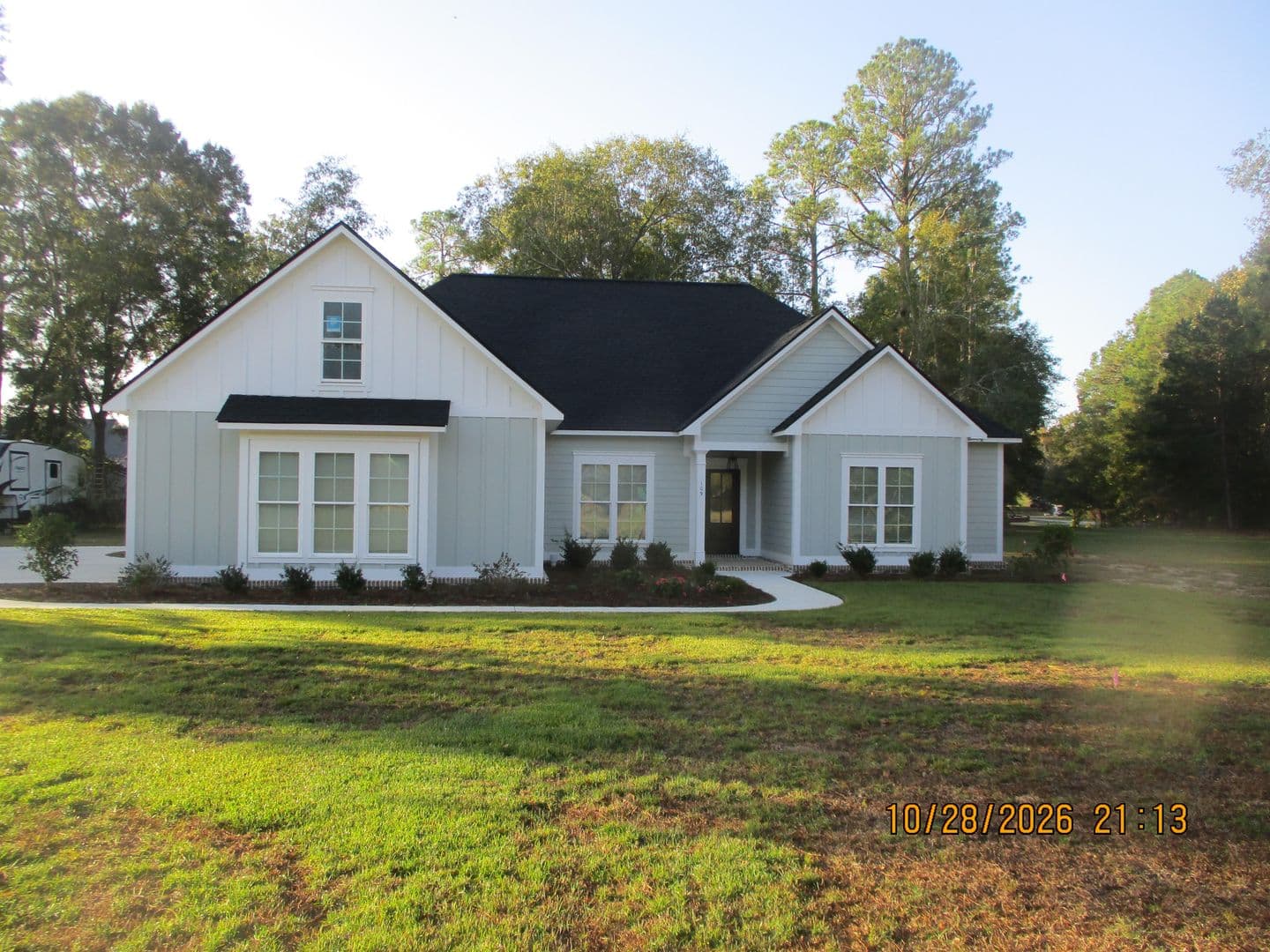 Leesburg House: 109 Tybee Lane