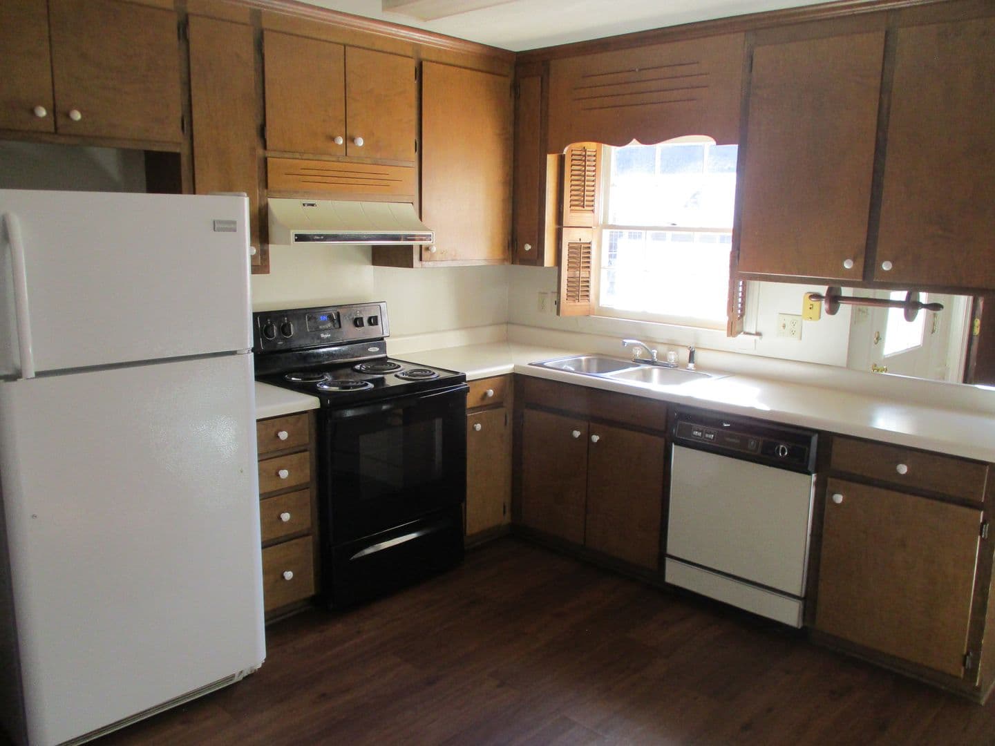 Albany House: 2311 A Jim Stokes Ct