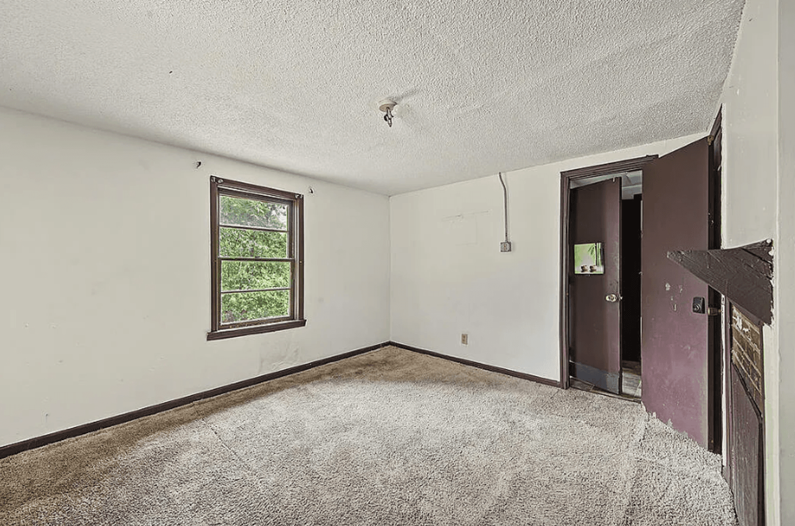 Albany House: 304 Wells Ave