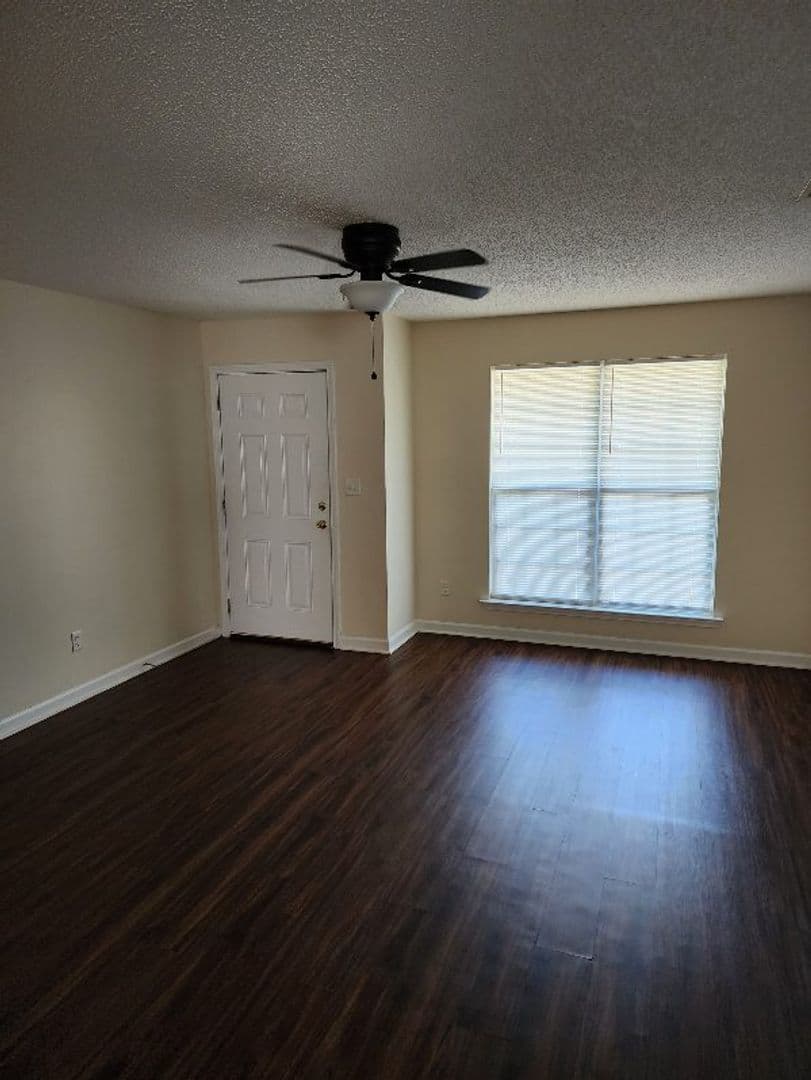 Albany Apartment: 2652 Erica Ct