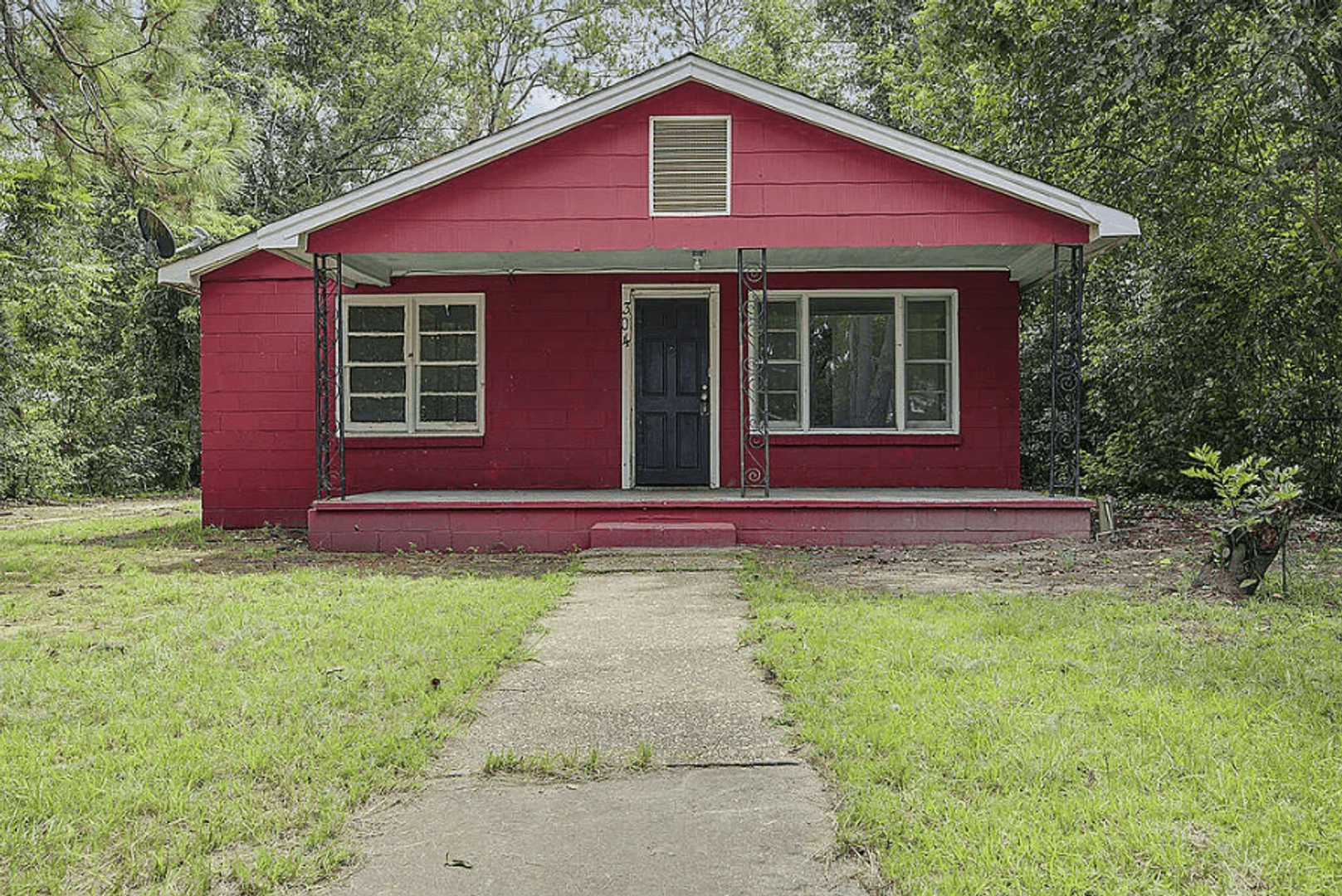 Albany House: 304 Wells Ave