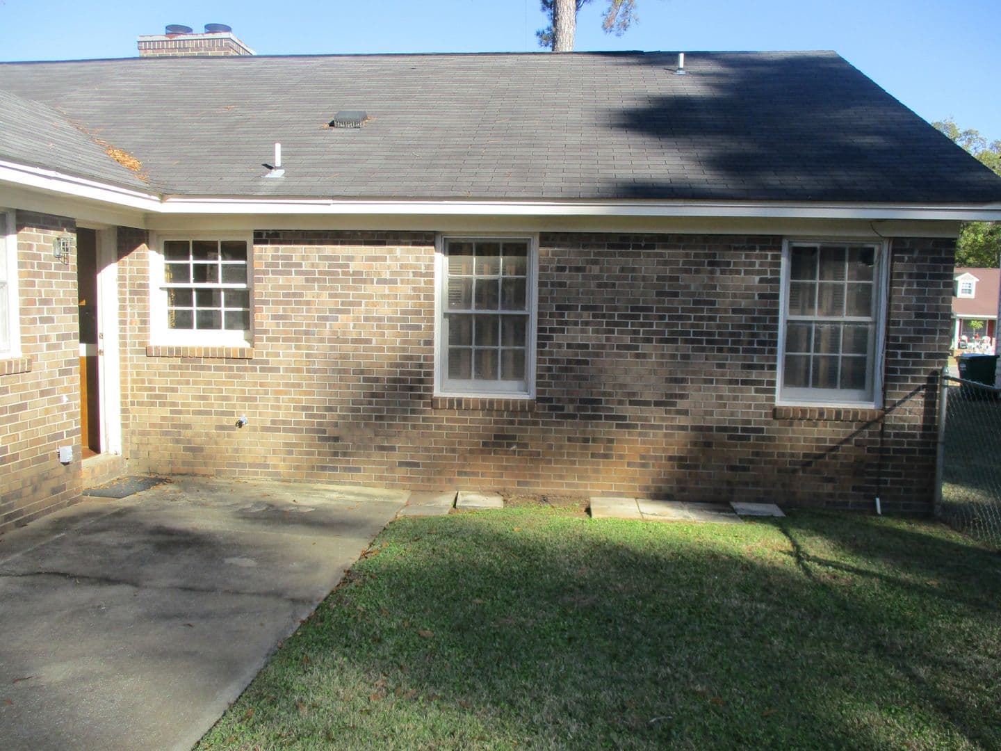 Albany House: 2311 A Jim Stokes Ct