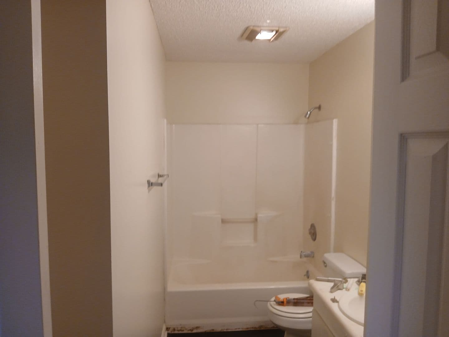 Albany House: 2507 B Cardinal St