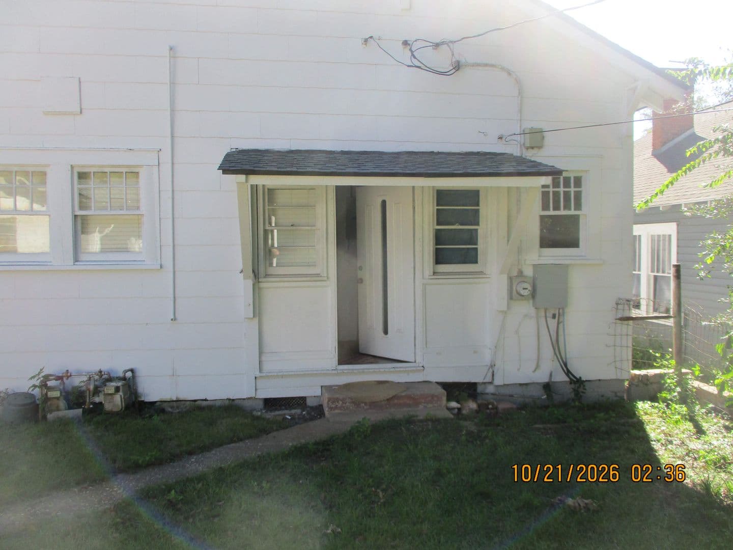 Albany House: 213 First Ave