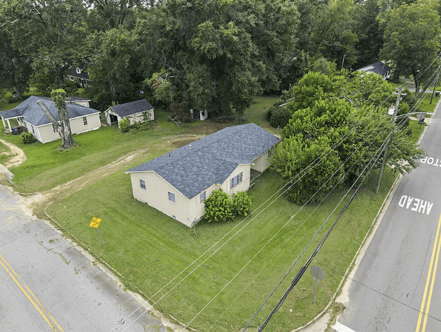 Albany House: 508 Mitchell Avenue