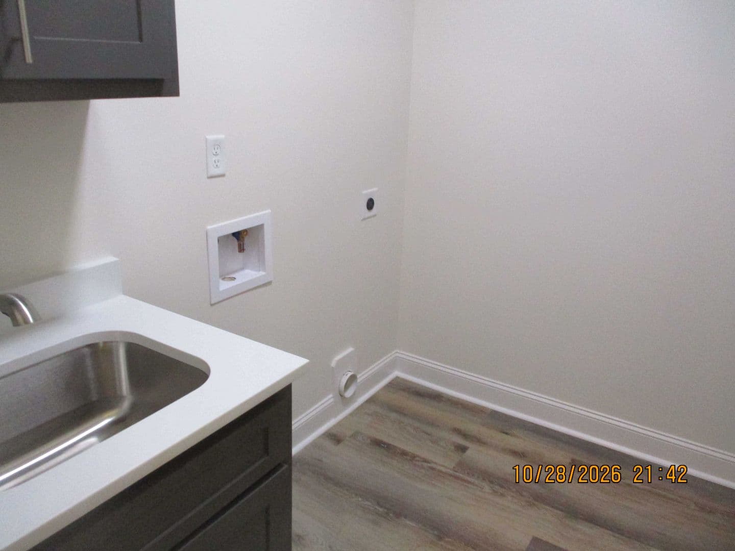 Leesburg House: 122 tybee Lane