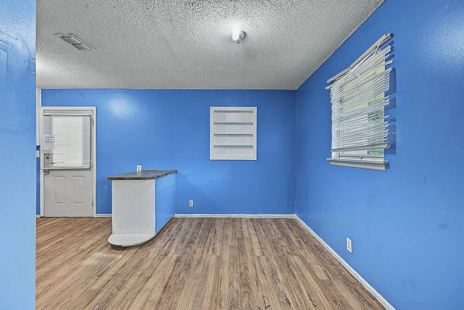 Albany House: 508 Mitchell Avenue