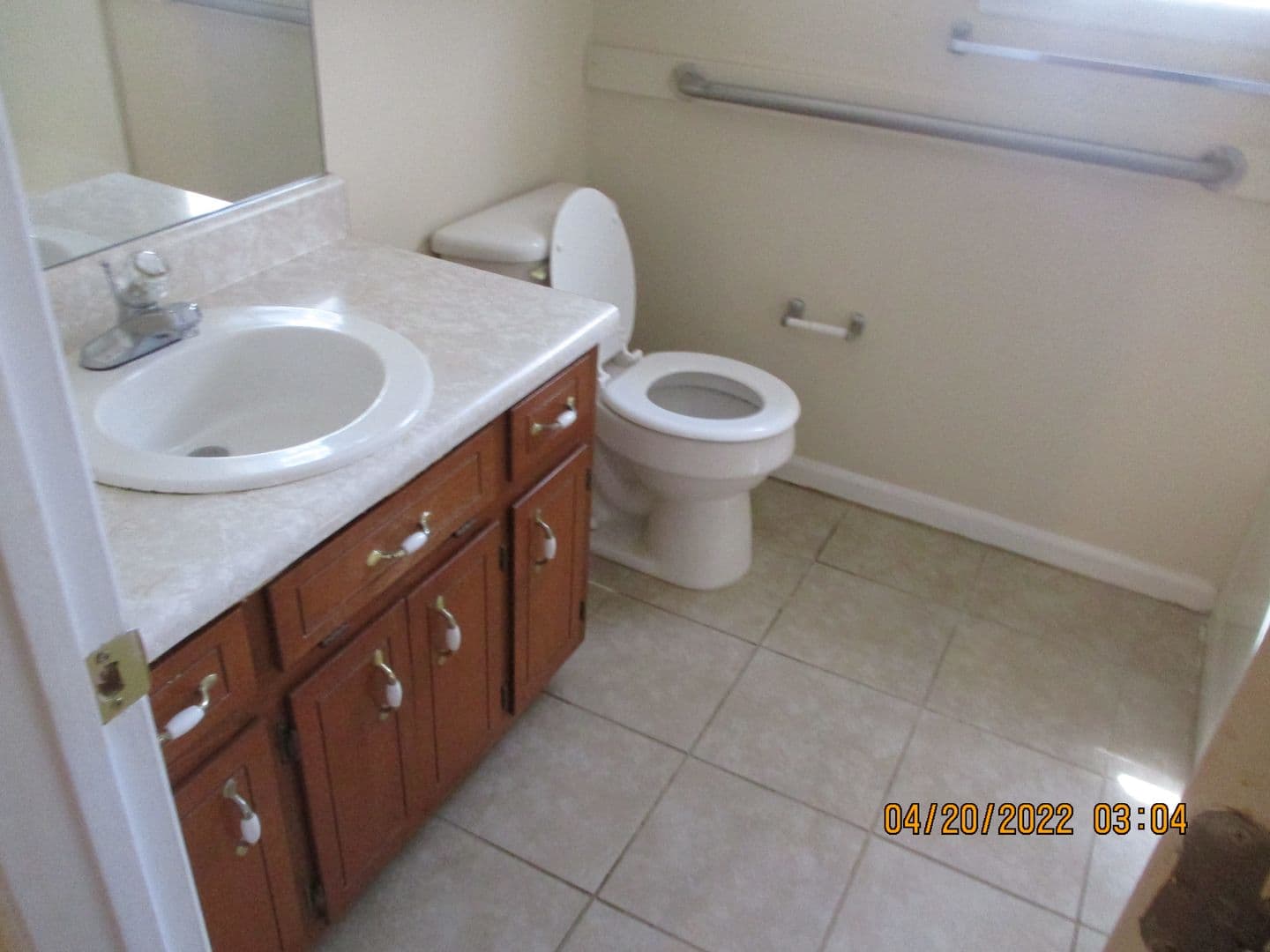 Leesburg House: 112-A Acacia Ct