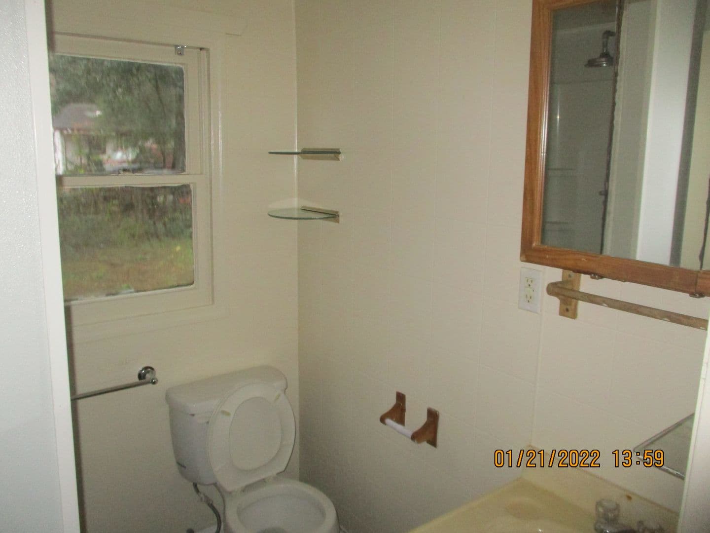 Albany House: 2415 Rosebrier Ave.
