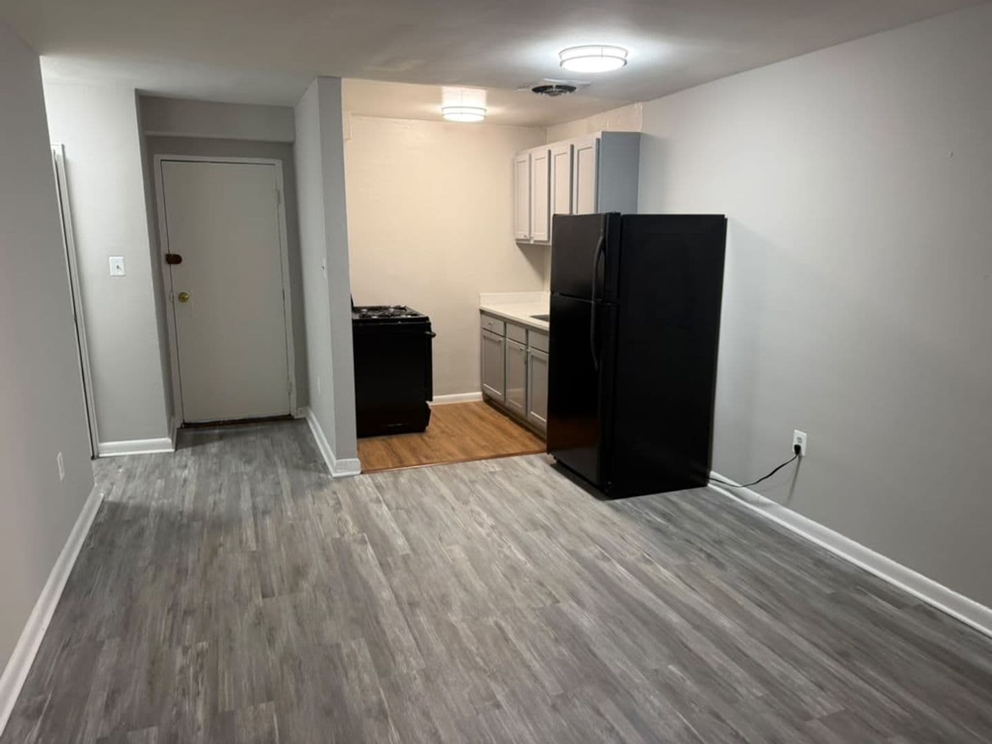 WASHINGTON Apartment: 1835 CENTRAL PL NE