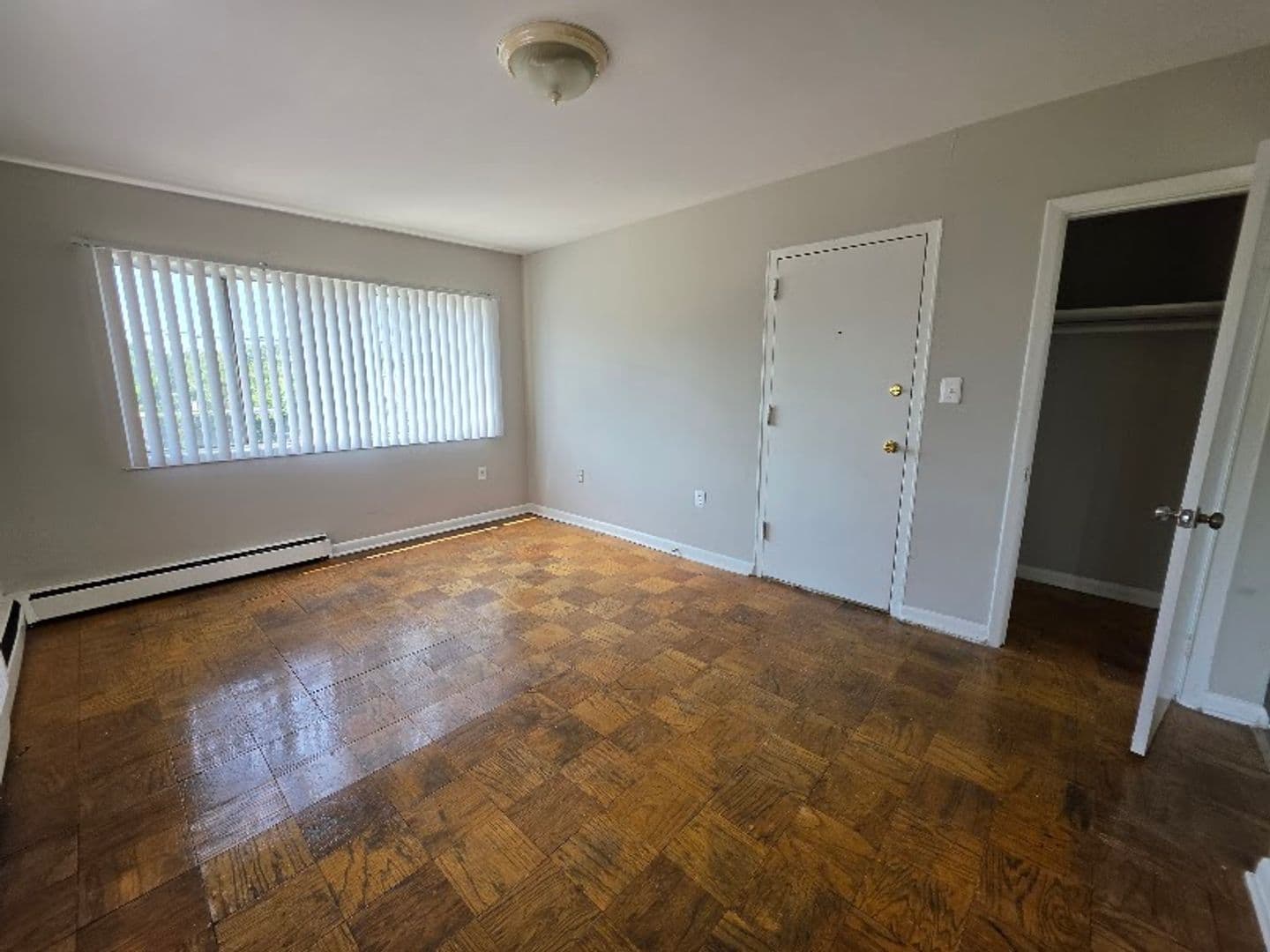 WASHINGTON Apartment: 4340 SHERIFF RD NE