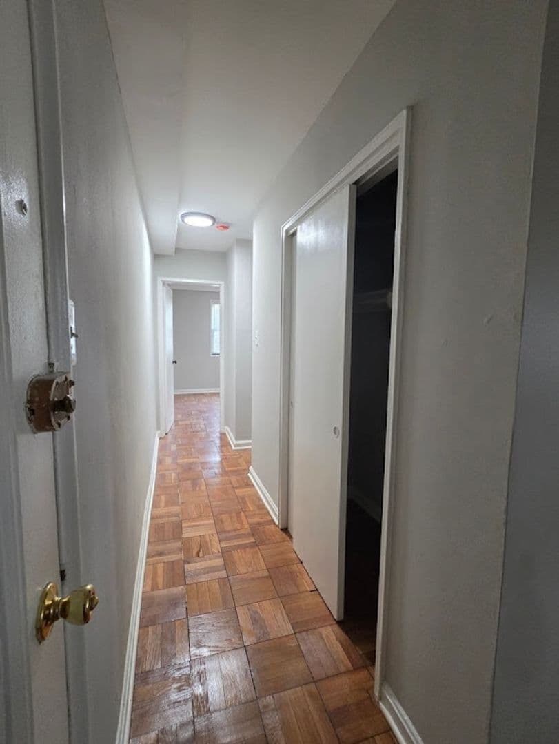 WASHINGTON Apartment: 1649 FRANKLIN ST NE