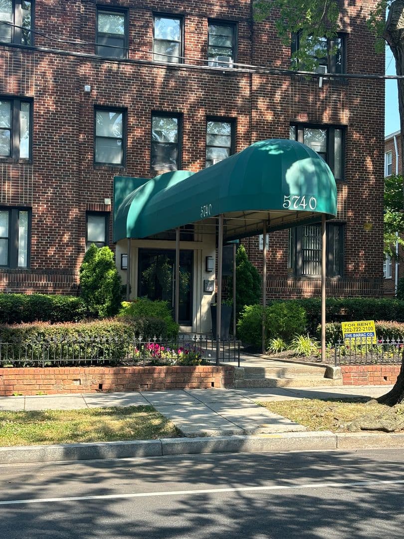 WASHINGTON Apartment: 5740 COLORADO AVE NW